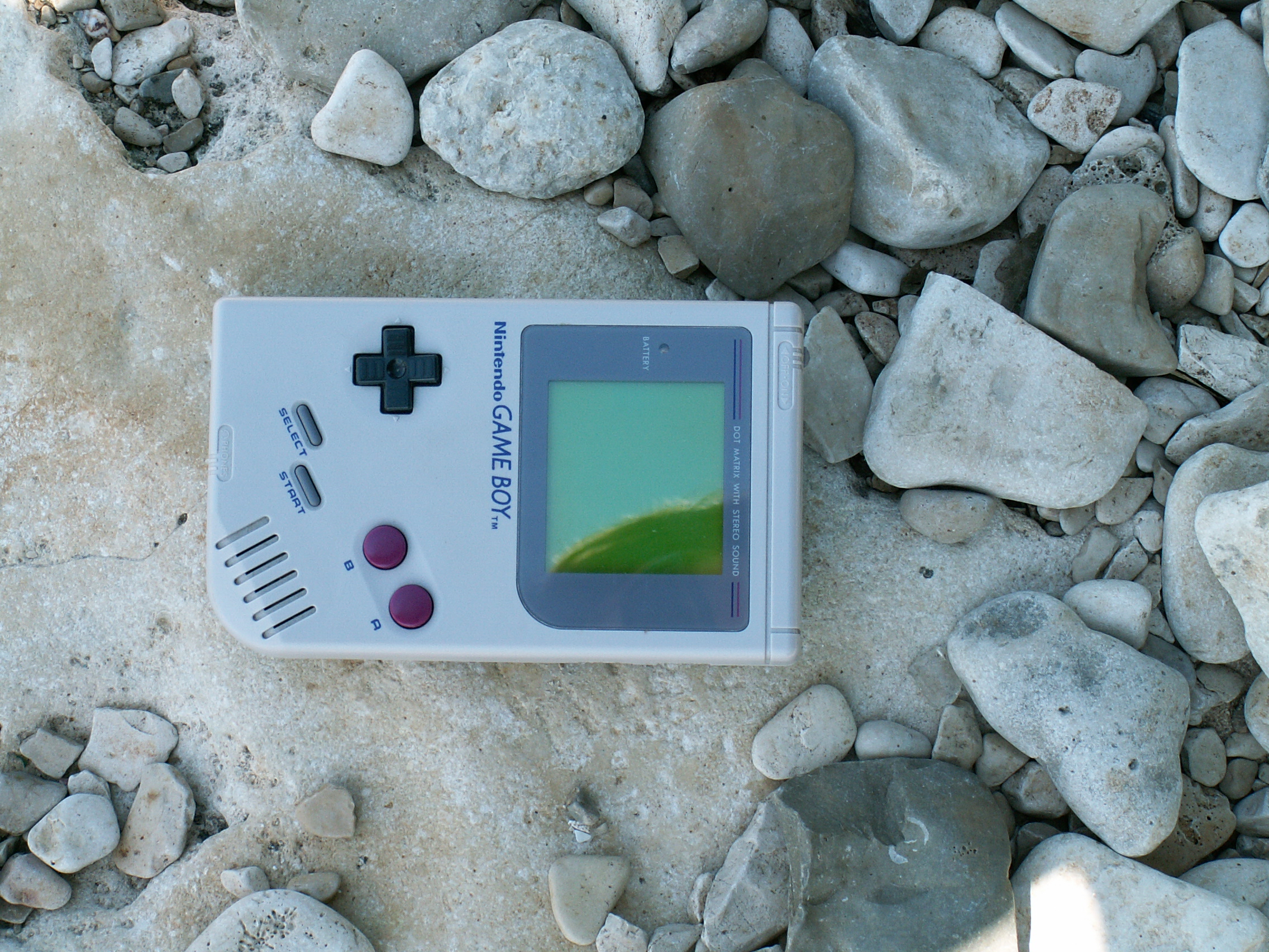 GameBoy na morju :D